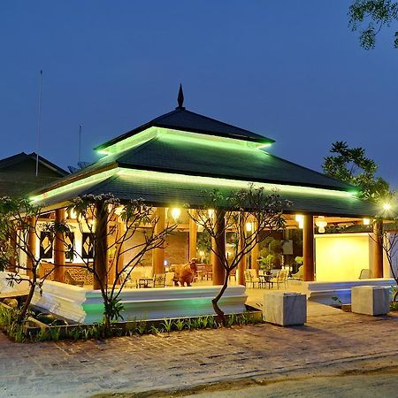 Zfreeti Hotel Nyaung-U Екстер'єр фото